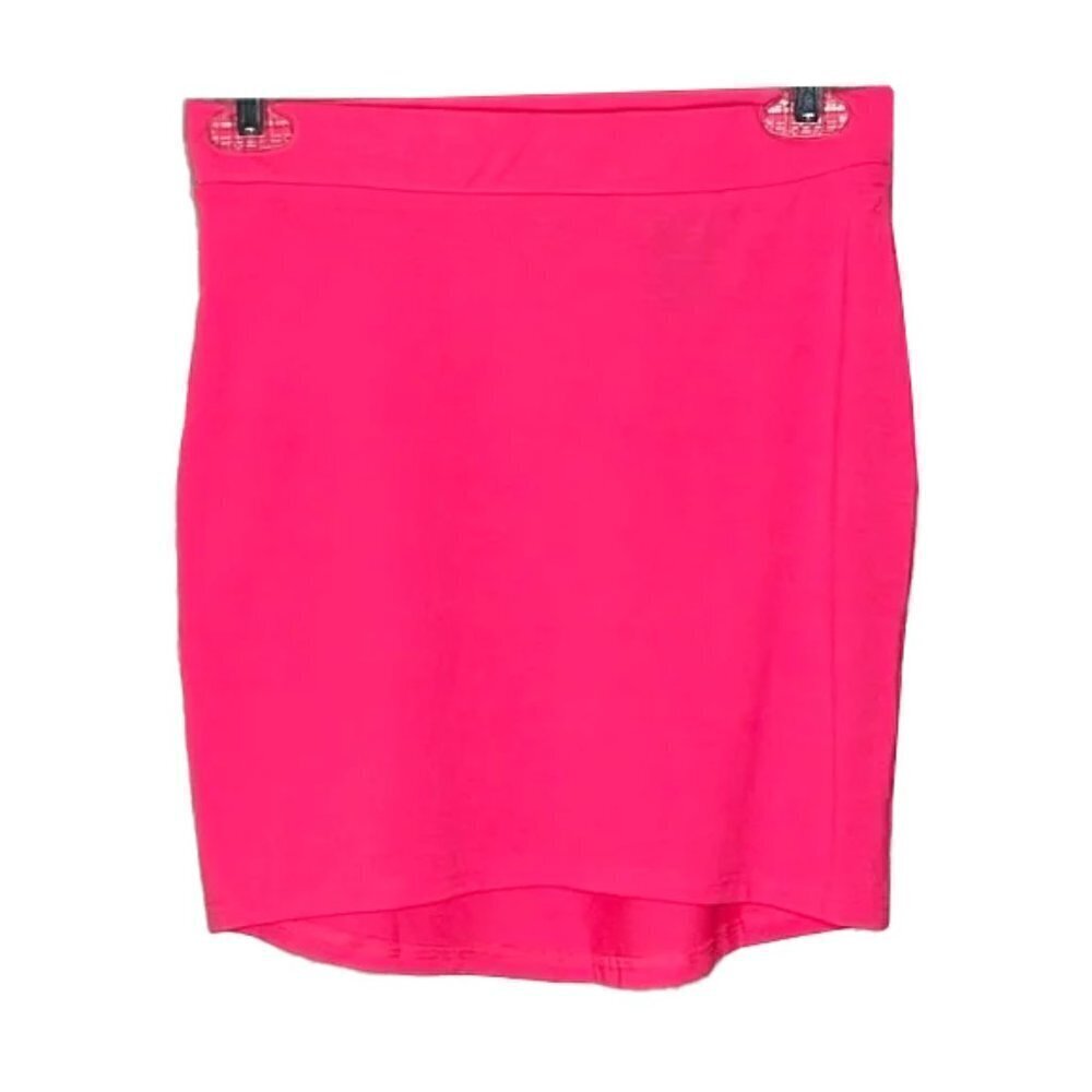 ❤️ 🆕 DIVIDED Neon Pink Skirt Size XS